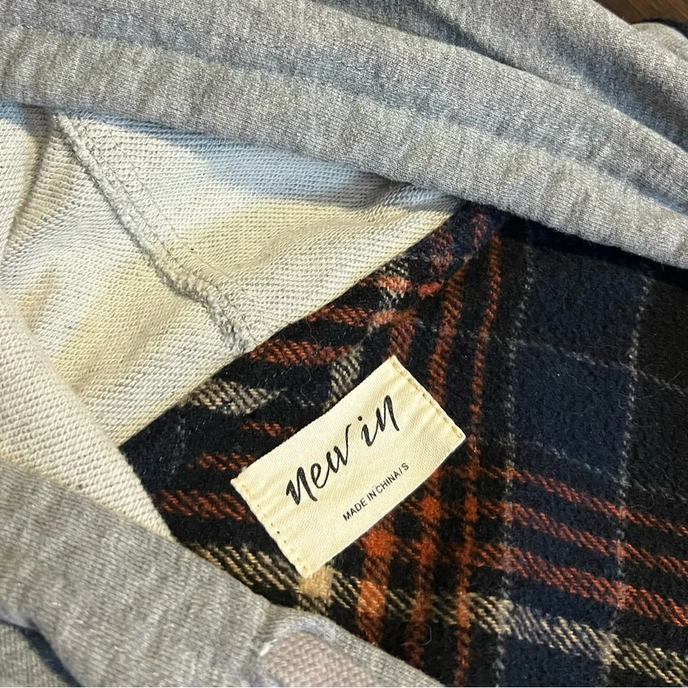 New In Hooded Plaid Button Up Shirt Jacket